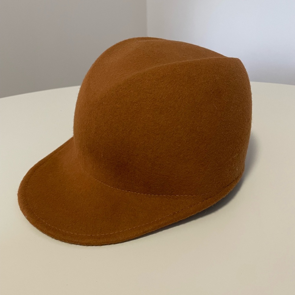 Like New! Bronte Wool Felt Cloche Hat